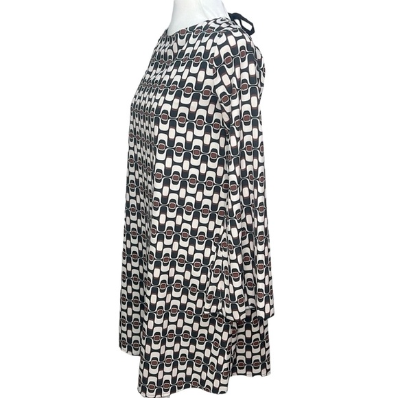 Molly Bracken Printed Dress - Picture 4 of 8